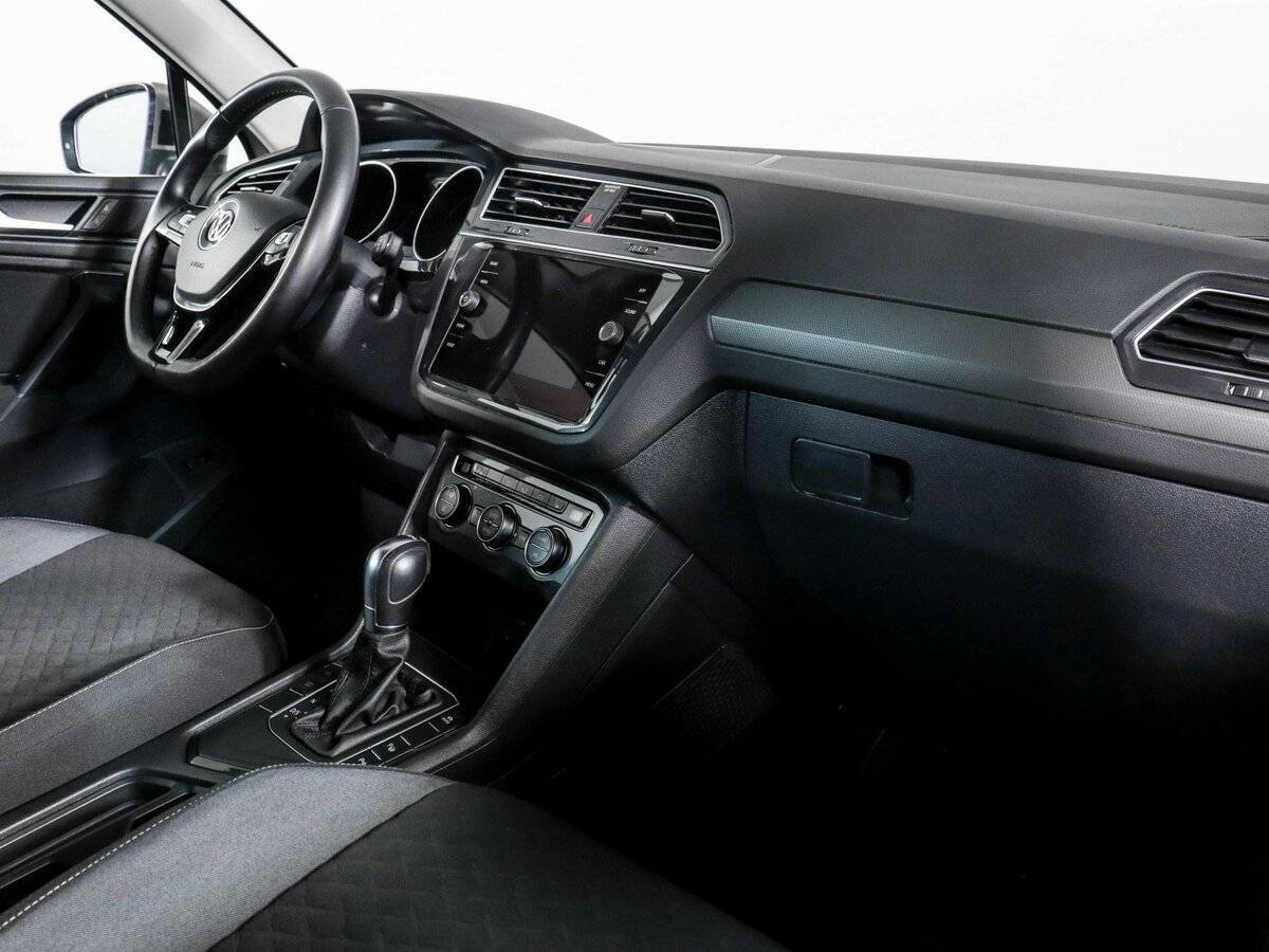 Volkswagen Tiguan б/у, 2018, Роботизированная. Фото: #5