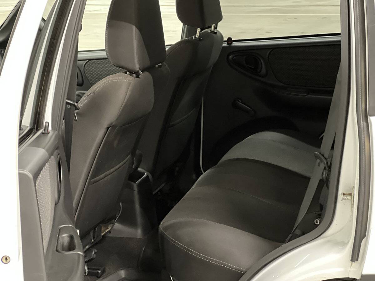 Lada (ВАЗ) Niva б/у, 2020, Механическая. Фото: #11