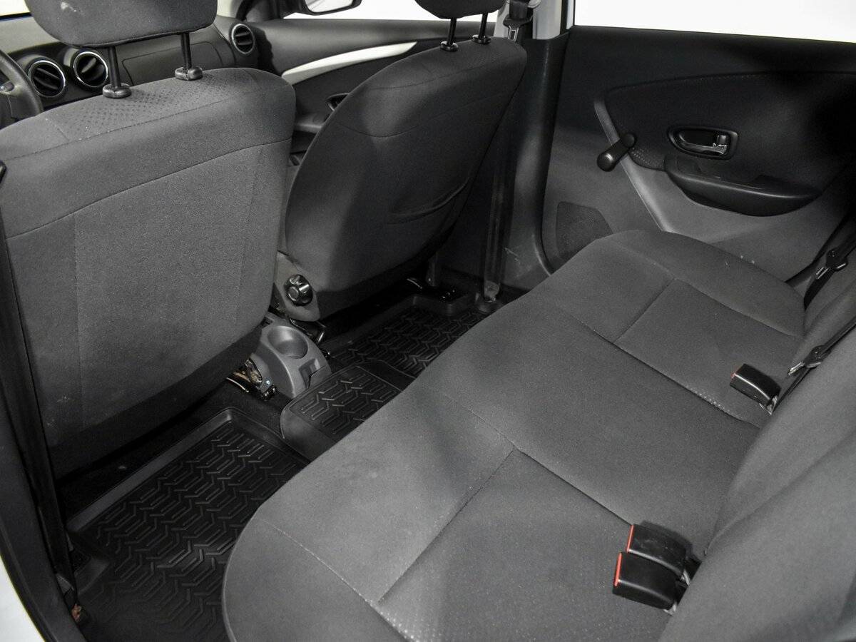 Ниссан Альмера б/у, 2013, Автоматическая. Фото: #11