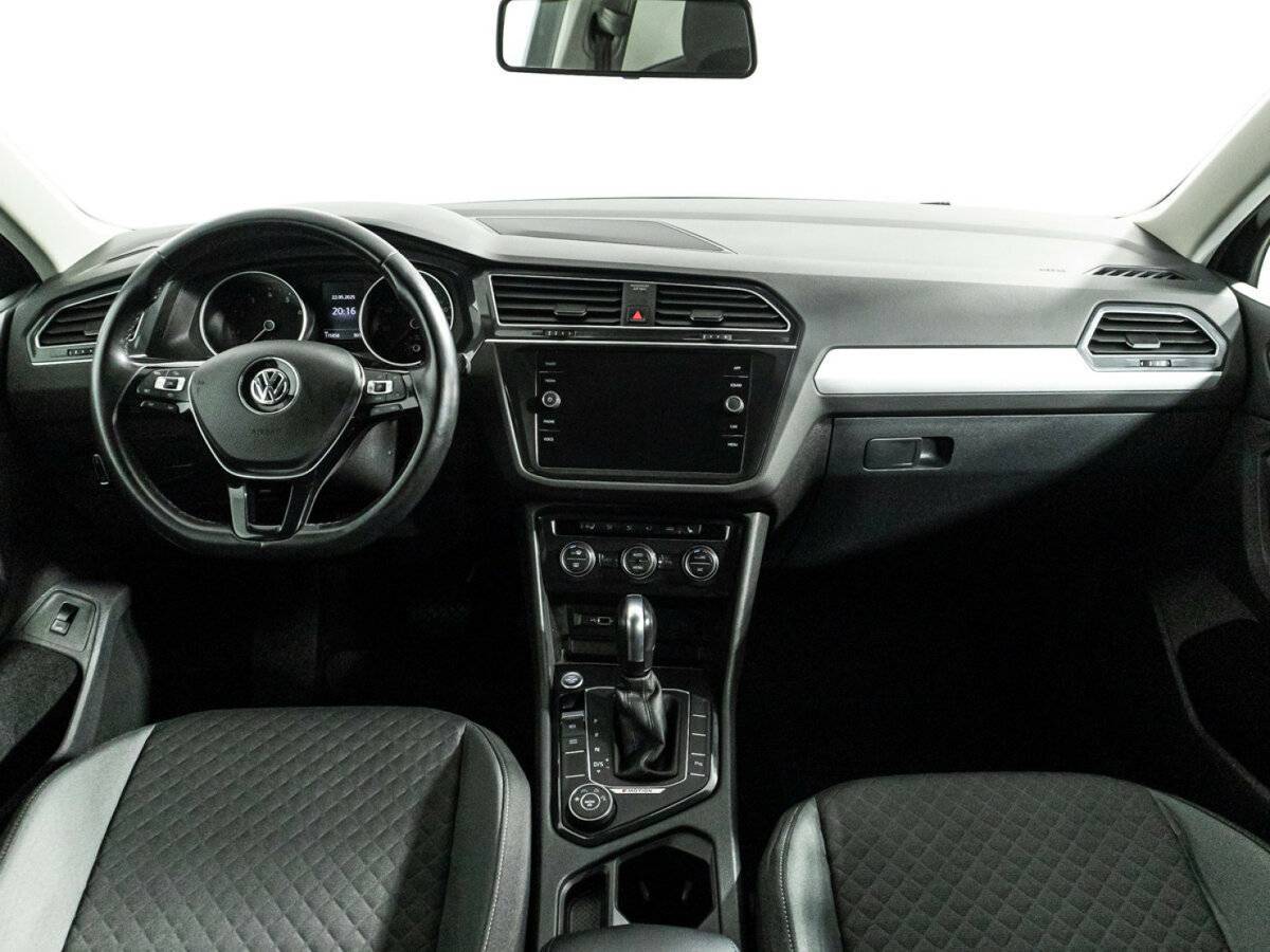 Volkswagen Tiguan б/у, 2020, Роботизированная. Фото: #12