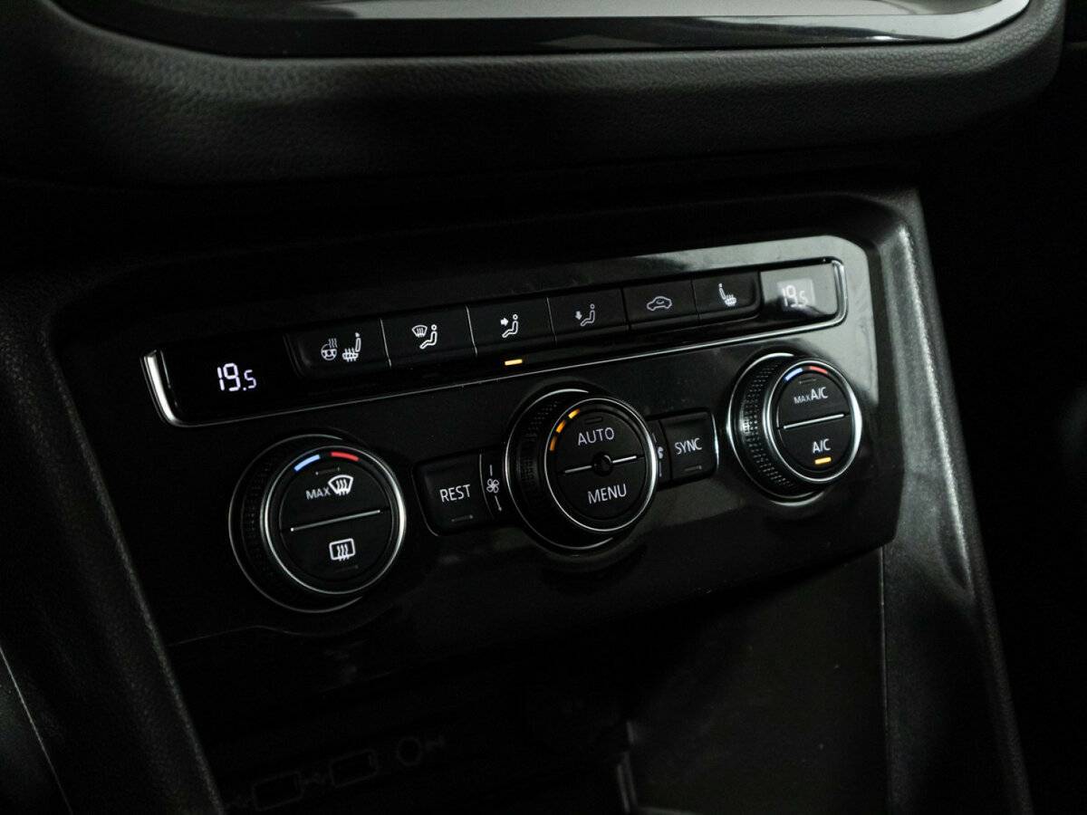 Volkswagen Tiguan б/у, 2020, Роботизированная. Фото: #18