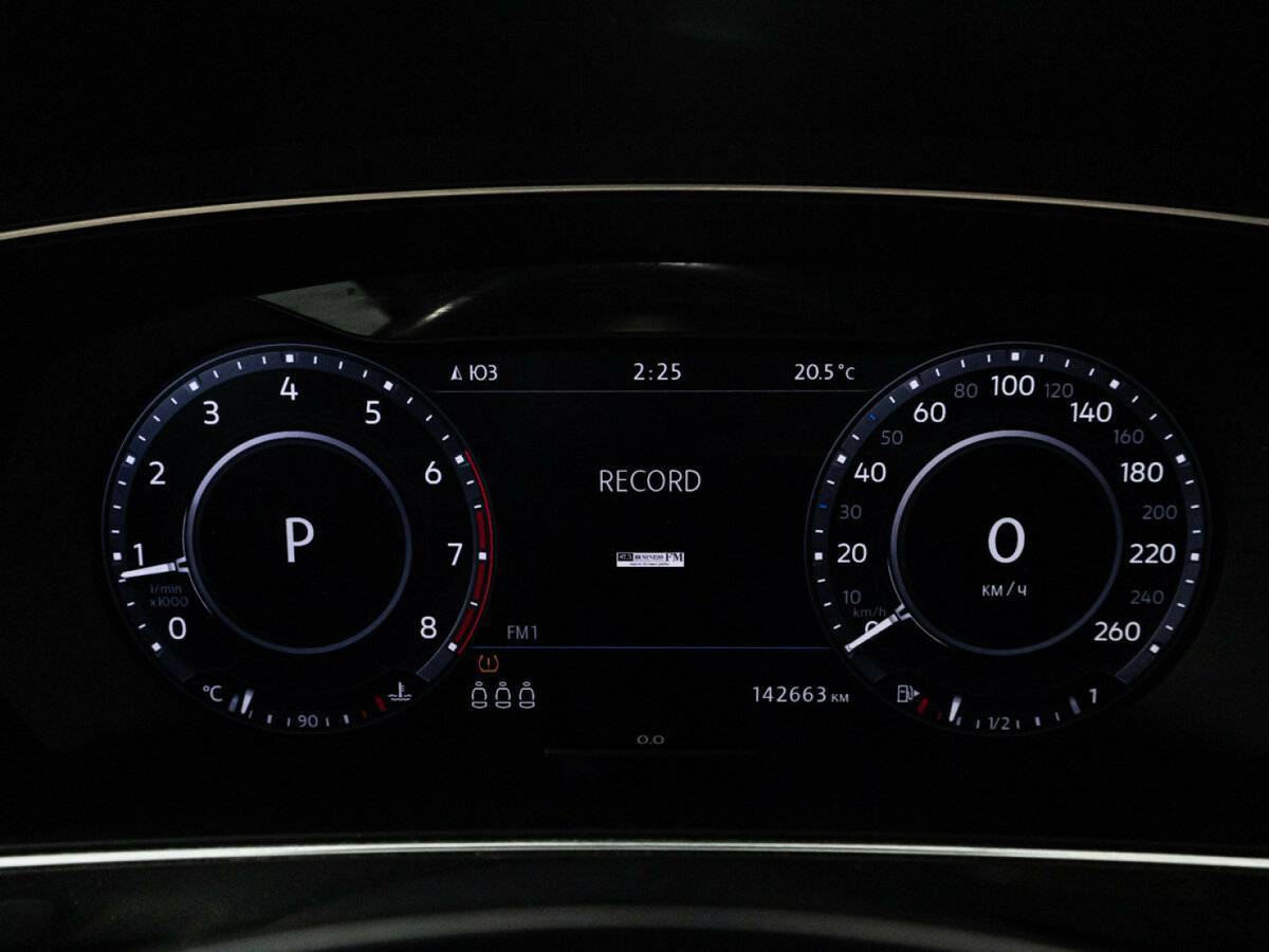 Volkswagen Tiguan б/у, 2017, Роботизированная. Фото: #11