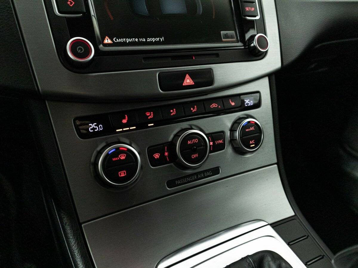 Volkswagen Passat CC б/у, 2014, Роботизированная. Фото: #15