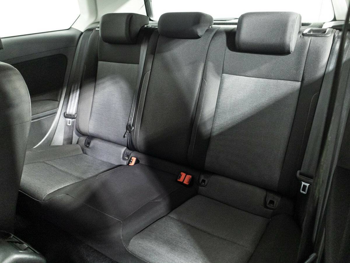 Volkswagen Golf б/у, 2013, Роботизированная. Фото: #9