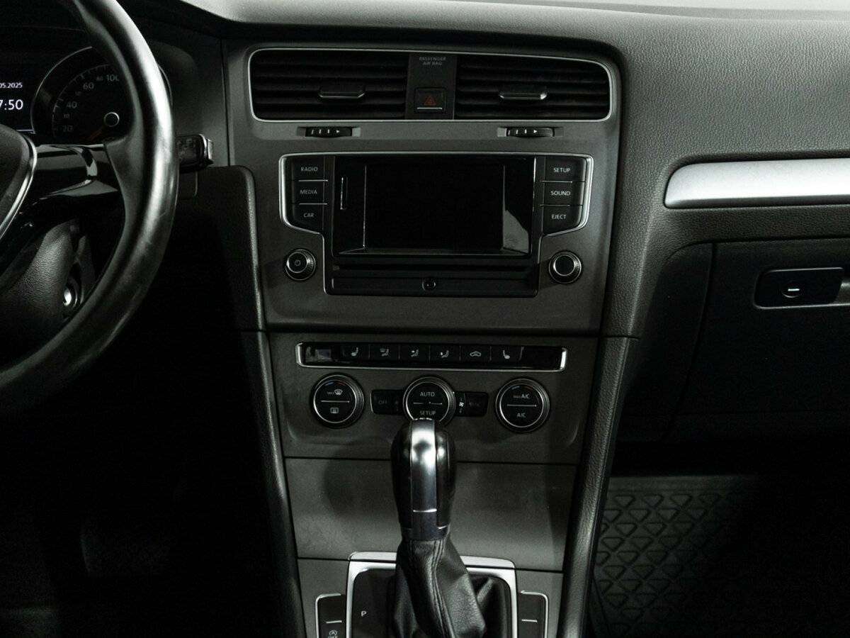 Volkswagen Golf б/у, 2013, Роботизированная. Фото: #13