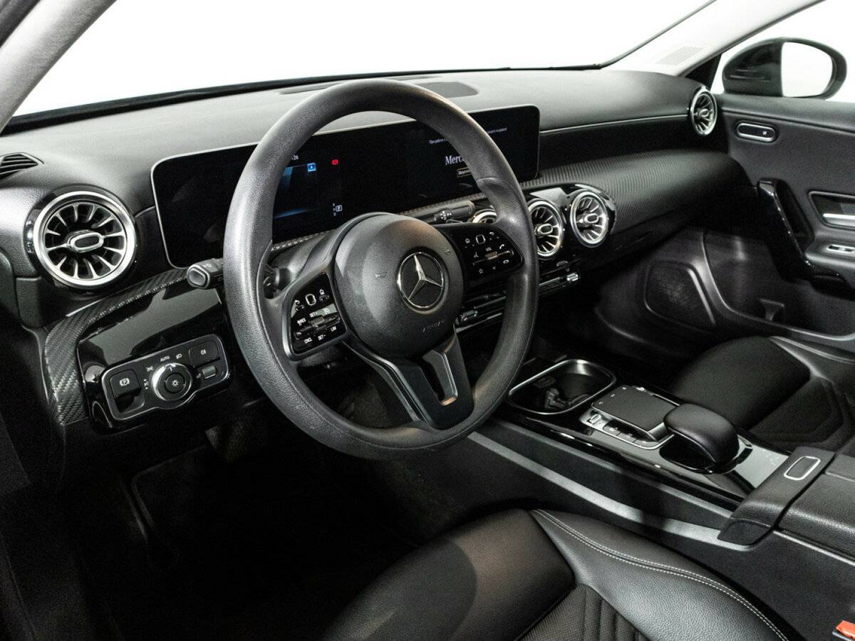 Mercedes-Benz A-Класс б/у, 2018, Роботизированная. Фото: #10