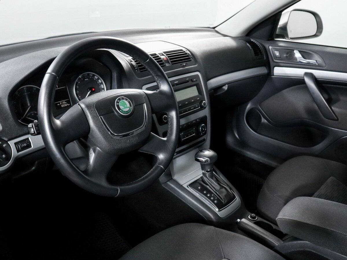 Шкода Октавия б/у, 2012, Роботизированная. Фото: #11