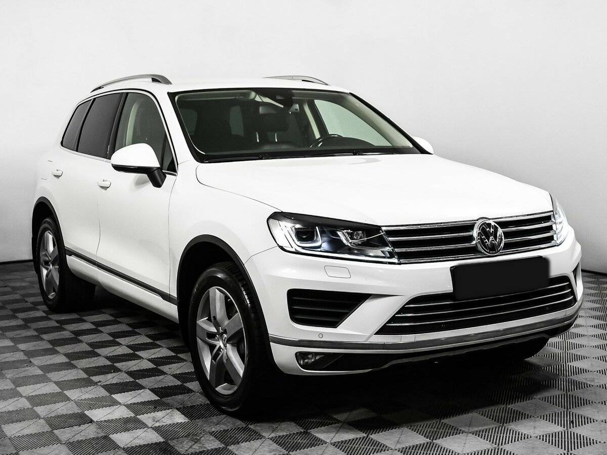 Volkswagen Touareg б/у, 2014, Автоматическая. Фото: #2