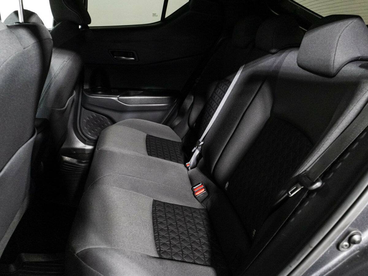 Toyota C-HR б/у, 2020, Вариатор. Фото: #9