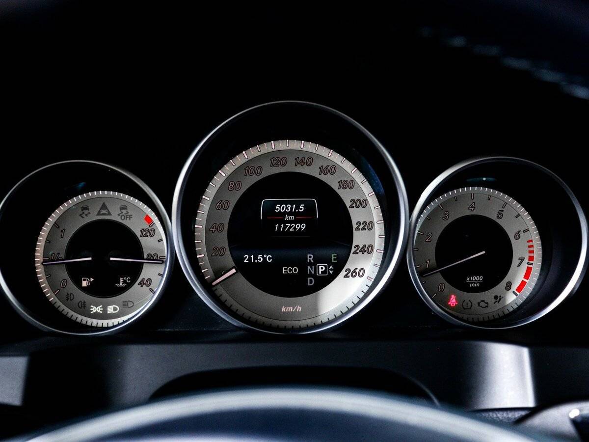 Мерседес-Бенц Е-Класс б/у, 2014, Автоматическая. Фото: #6