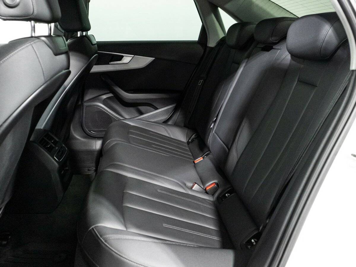 Ауди А4 б/у, 2020, Роботизированная. Фото: #10