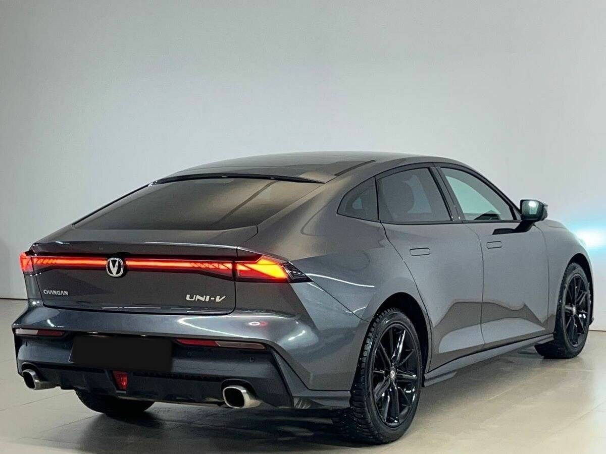 Чанган УНИ-В б/у, 2023, Роботизированная. Фото: #6