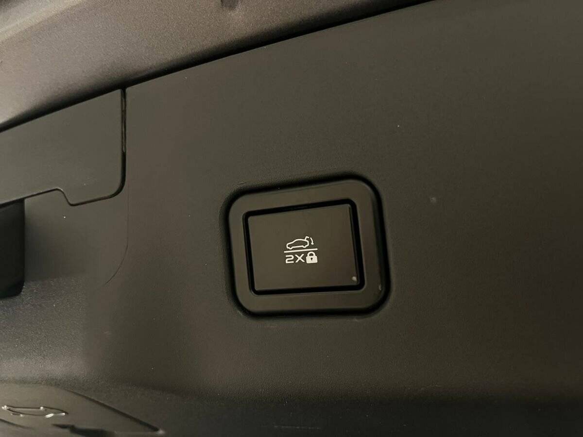 Чанган УНИ-В б/у, 2023, Роботизированная. Фото: #14