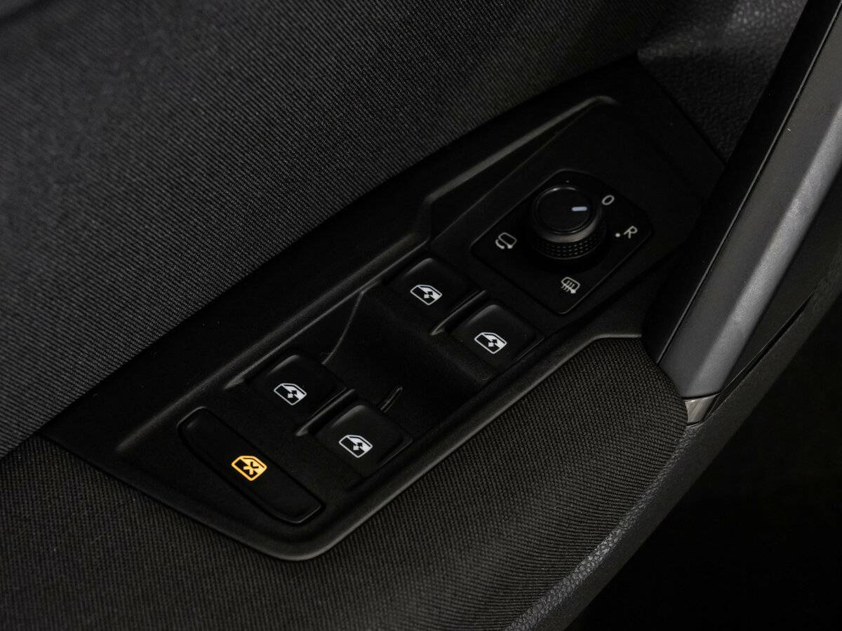 Volkswagen Tiguan б/у, 2019, Роботизированная. Фото: #17