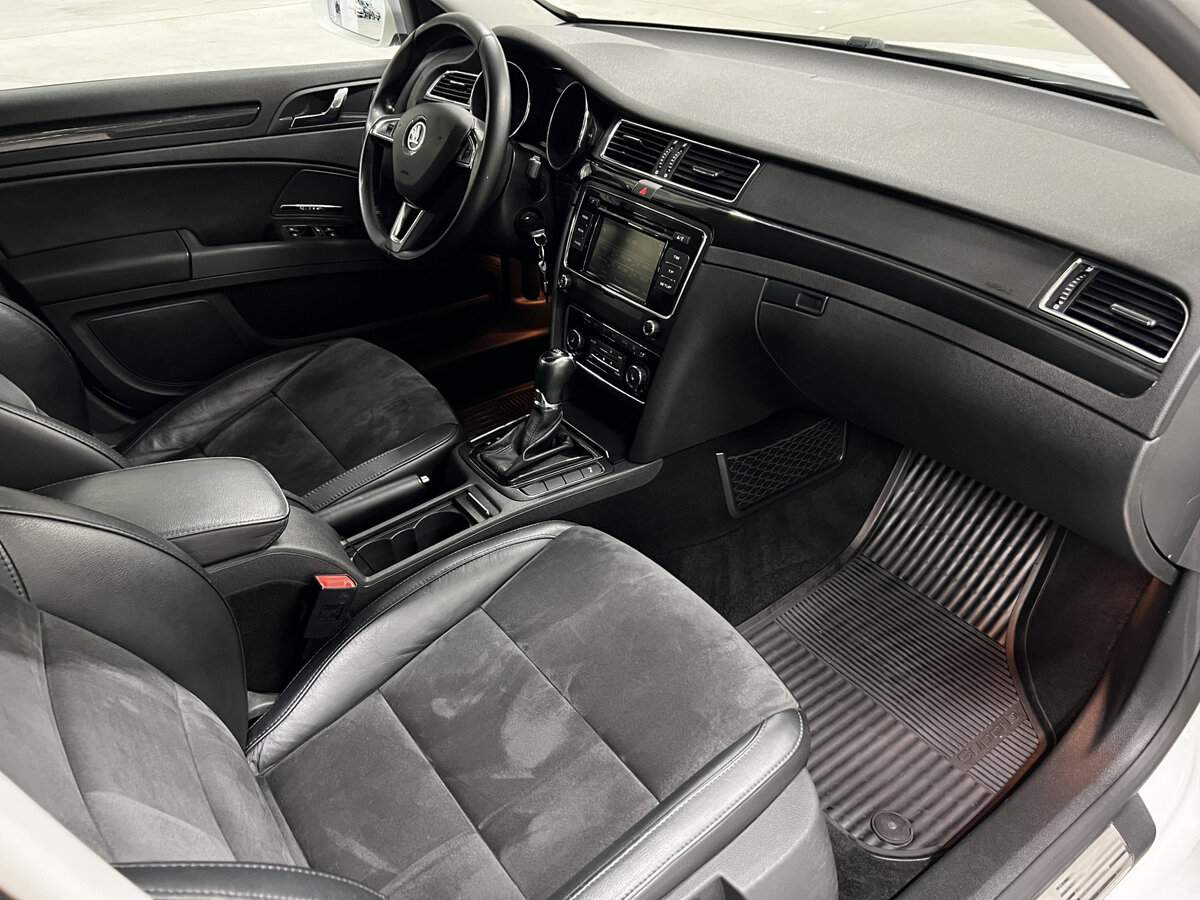 Skoda Superb б/у, 2014, Роботизированная. Фото: #10