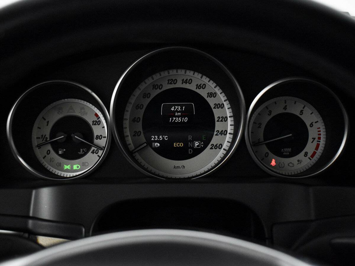 Мерседес-Бенц Е-Класс б/у, 2015, Автоматическая. Фото: #20