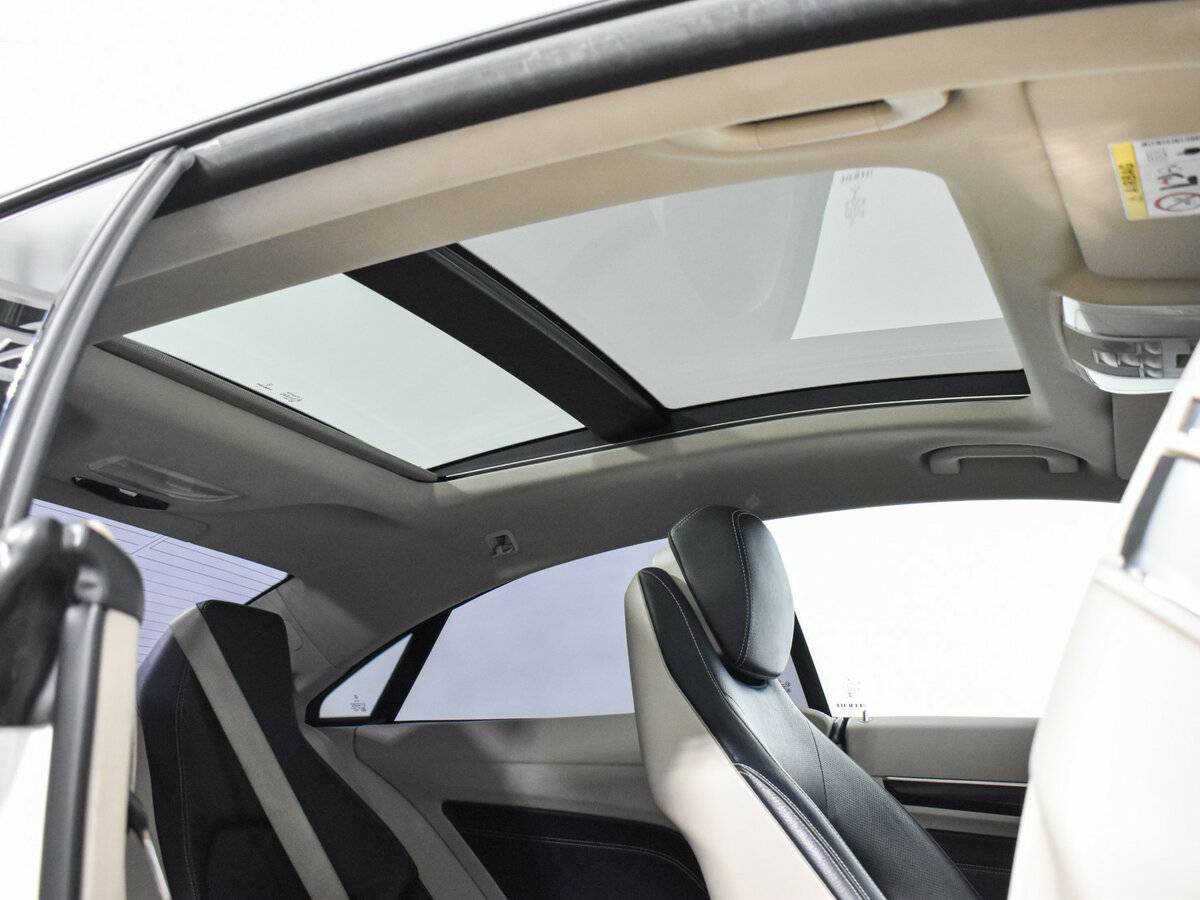 Мерседес-Бенц Е-Класс б/у, 2015, Автоматическая. Фото: #21