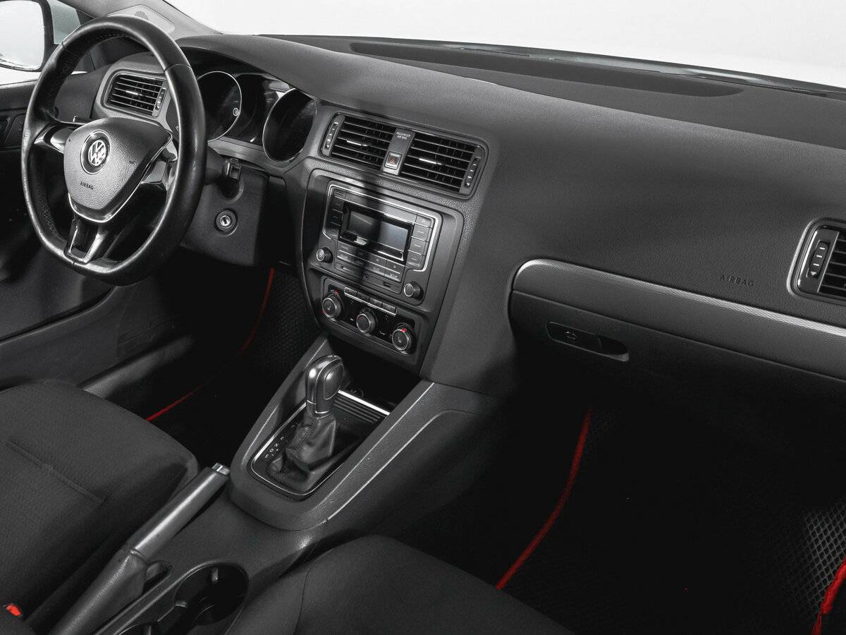 Volkswagen Jetta б/у, 2016, Автоматическая. Фото: #8