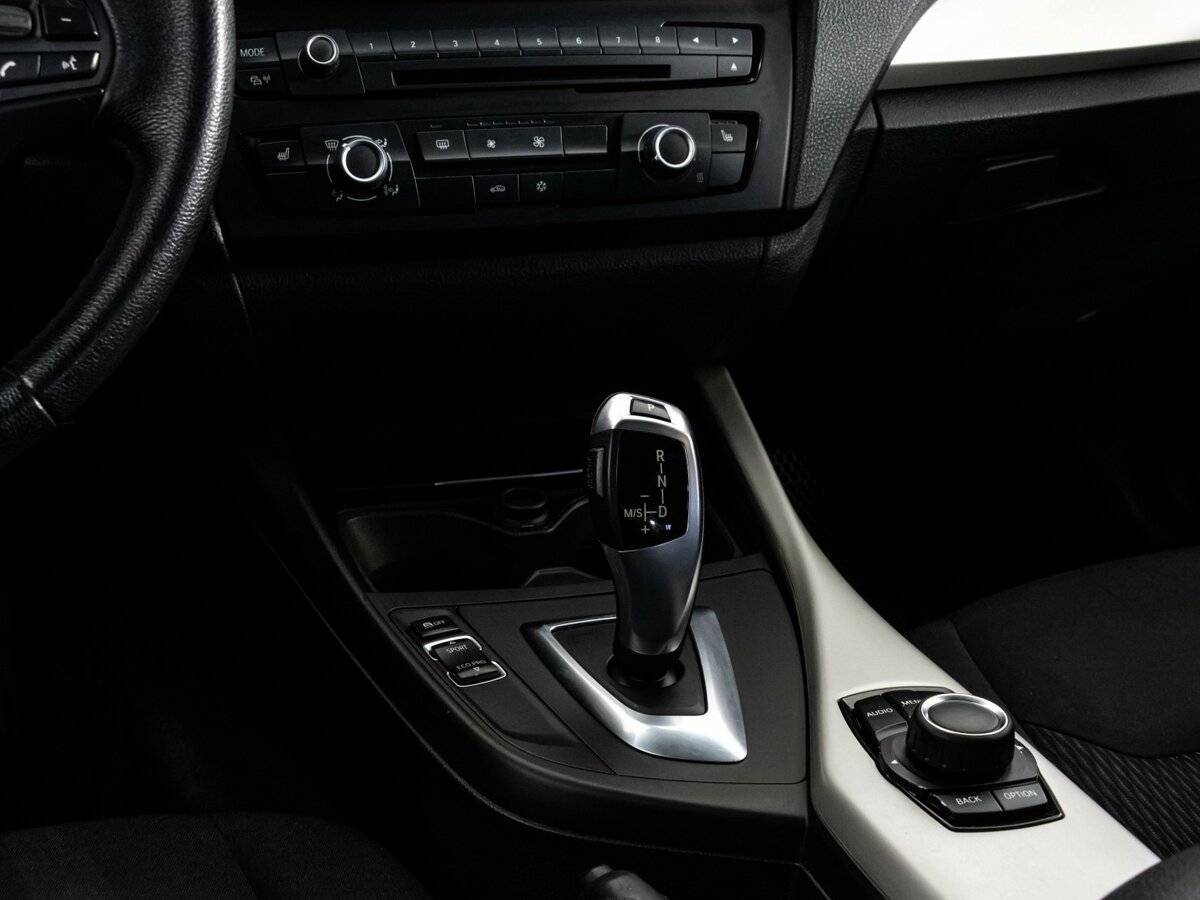 БМВ 1 серии б/у, 2012, Автоматическая. Фото: #11