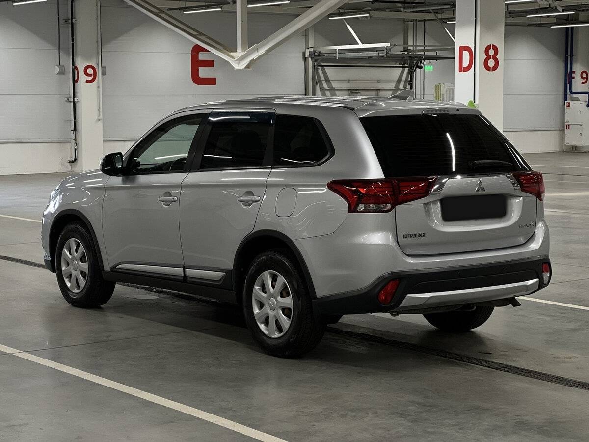 Митсубиши Оутлэндер б/у, 2017, Вариатор. Фото: #6