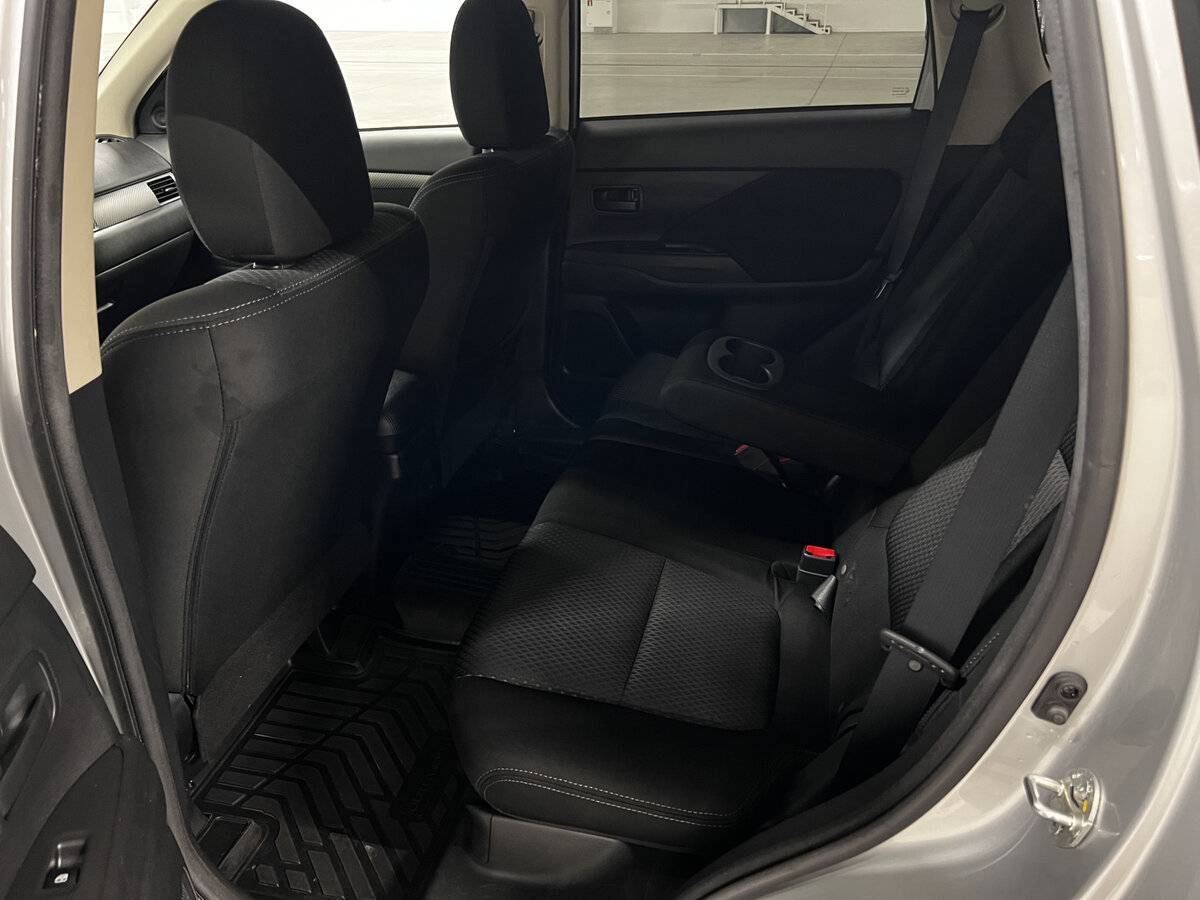 Митсубиши Оутлэндер б/у, 2017, Вариатор. Фото: #11