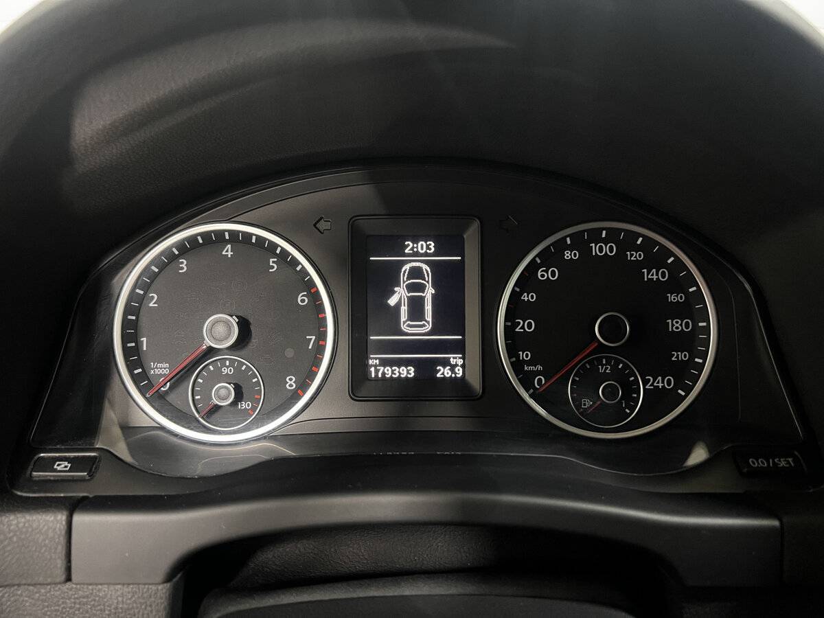 Volkswagen Tiguan б/у, 2012, Автоматическая. Фото: #12