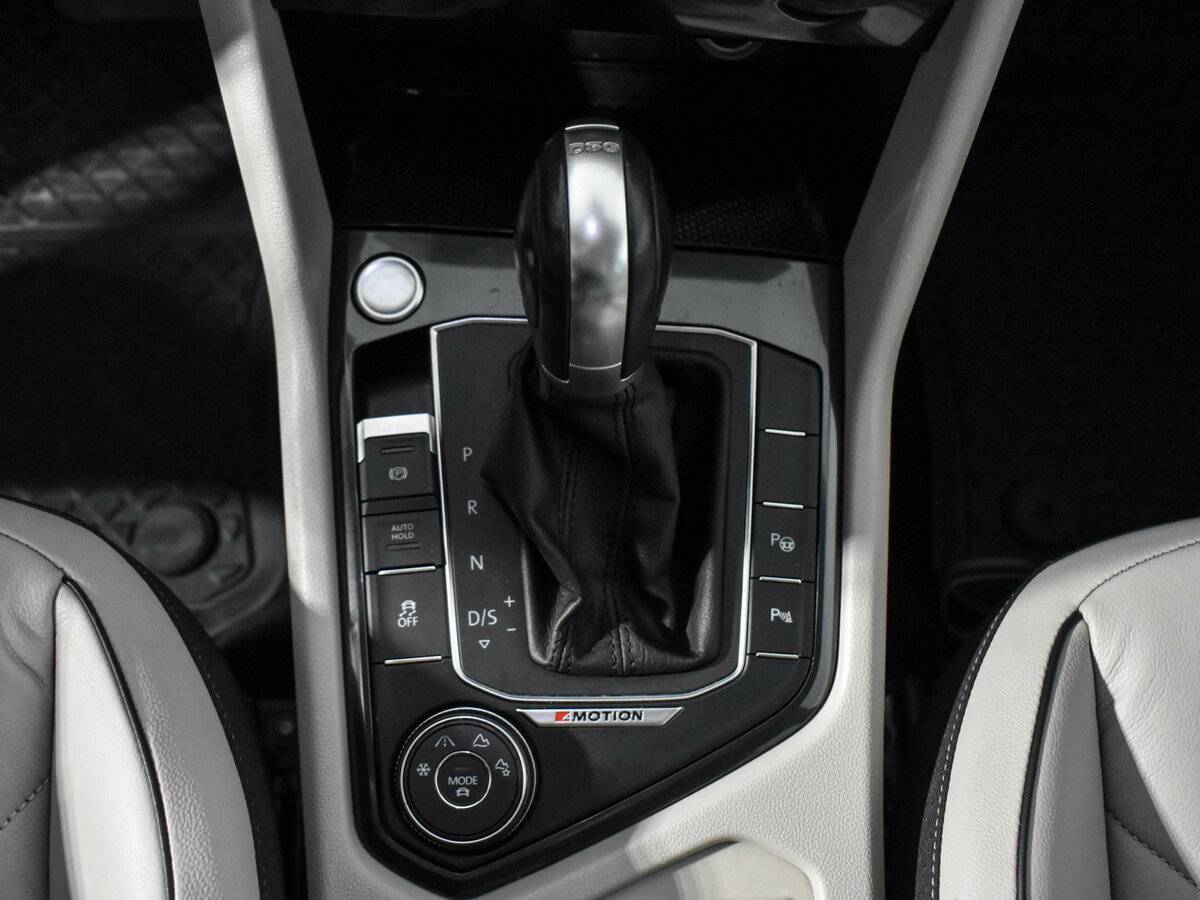 Volkswagen Tiguan б/у, 2017, Роботизированная. Фото: #14