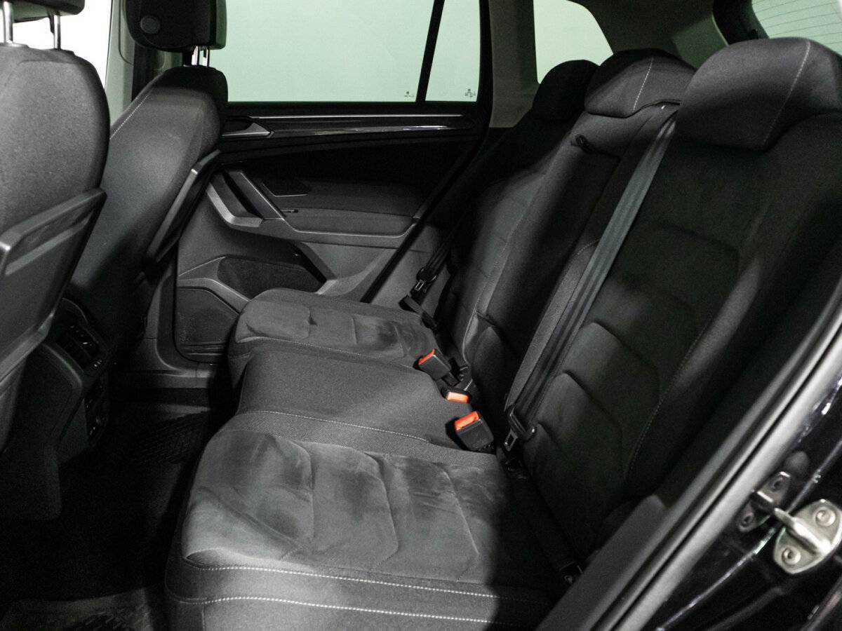 Volkswagen Tiguan б/у, 2018, Роботизированная. Фото: #9