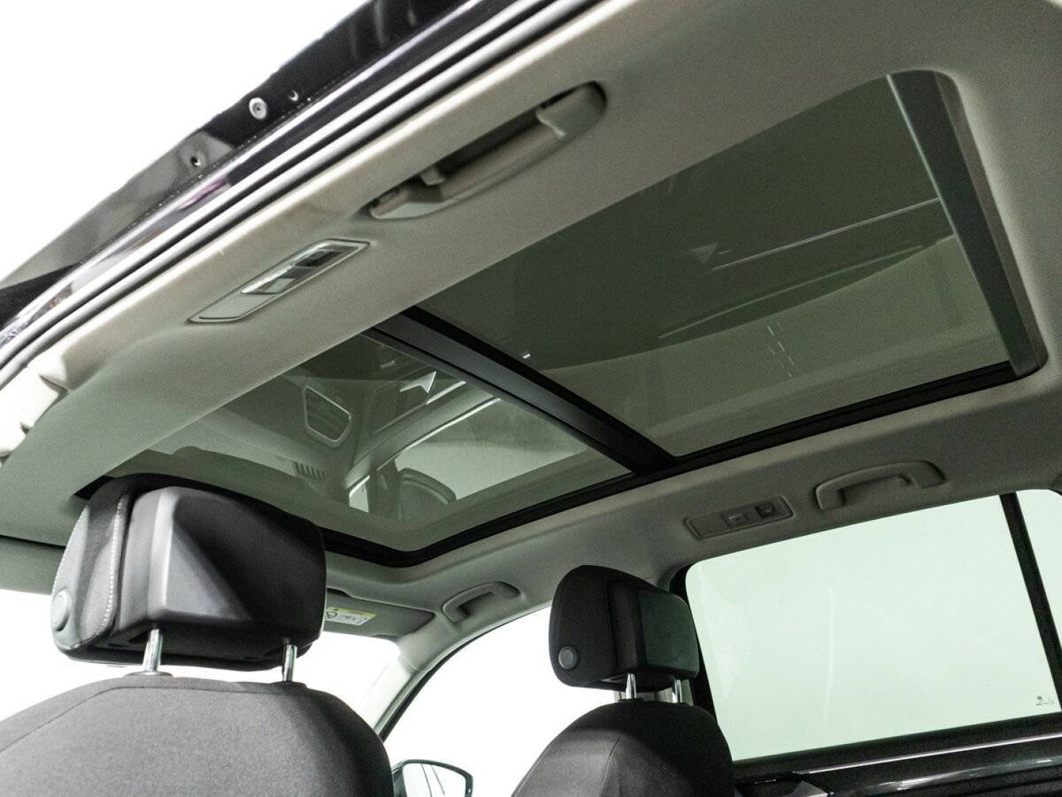 Volkswagen Tiguan б/у, 2018, Роботизированная. Фото: #16