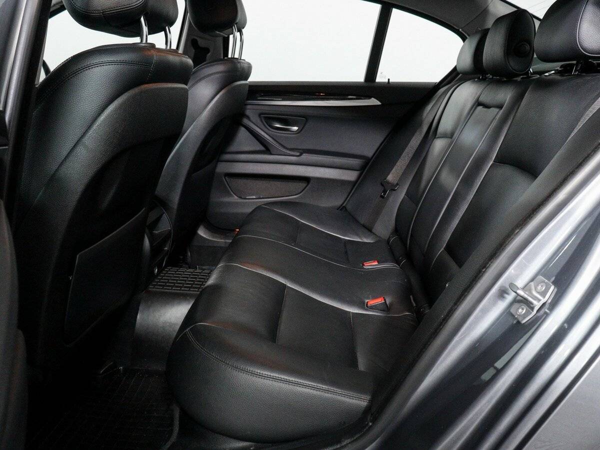 БМВ 5 серии б/у, 2014, Автоматическая. Фото: #9