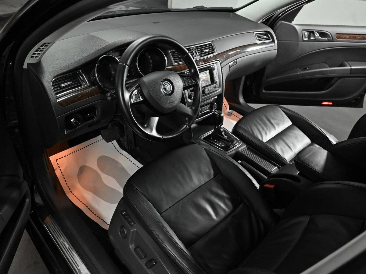 Skoda Superb б/у, 2013, Роботизированная. Фото: #7