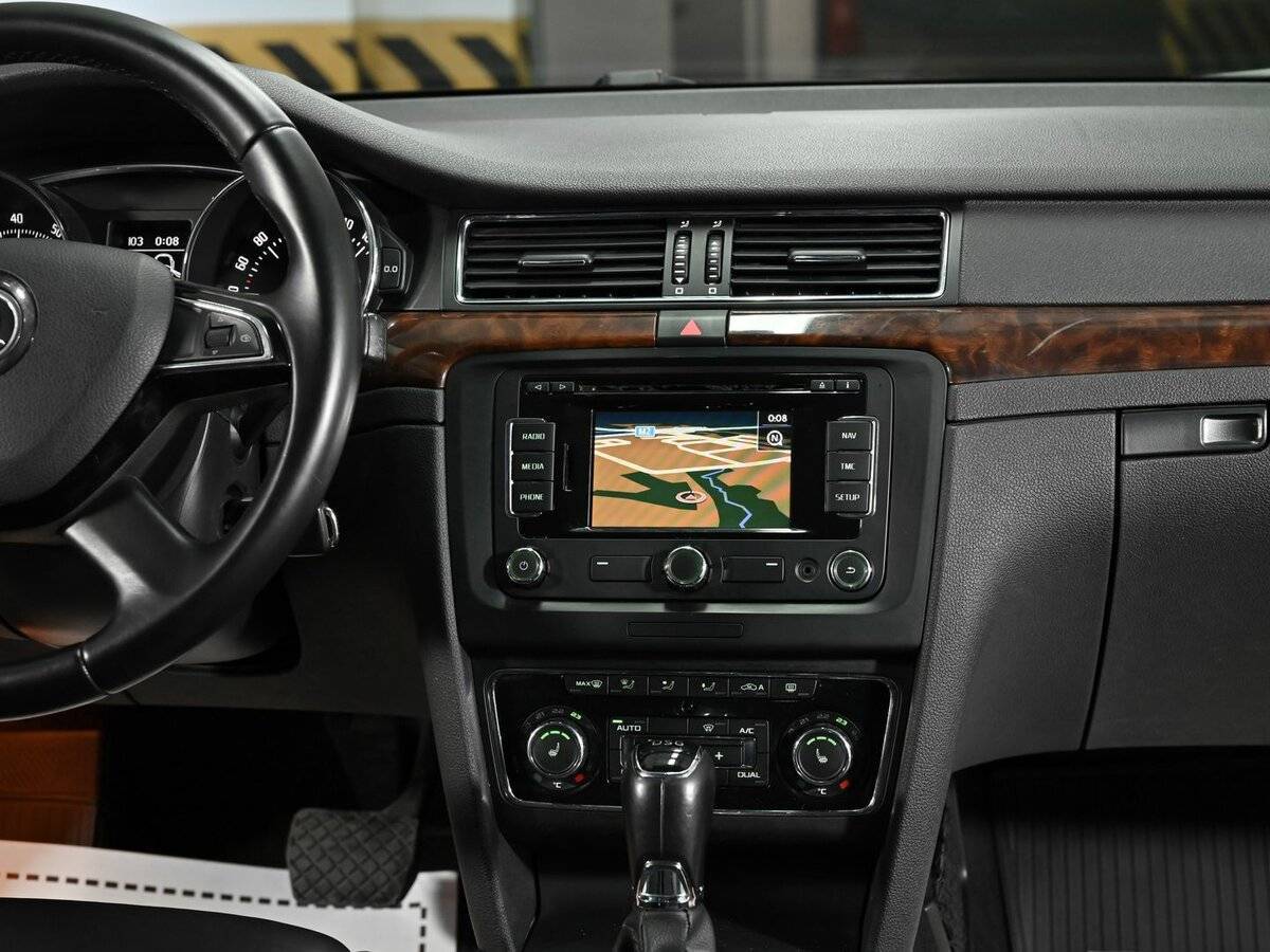 Skoda Superb б/у, 2013, Роботизированная. Фото: #8