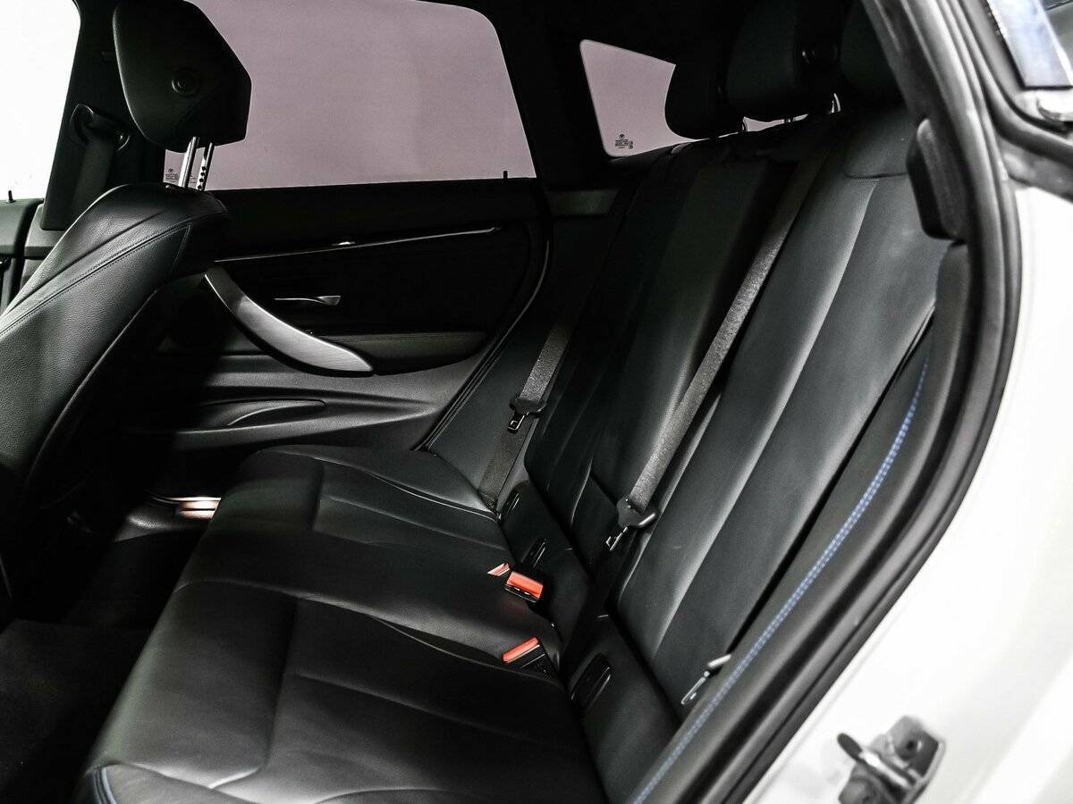 БМВ 3 серии б/у, 2018, Автоматическая. Фото: #10