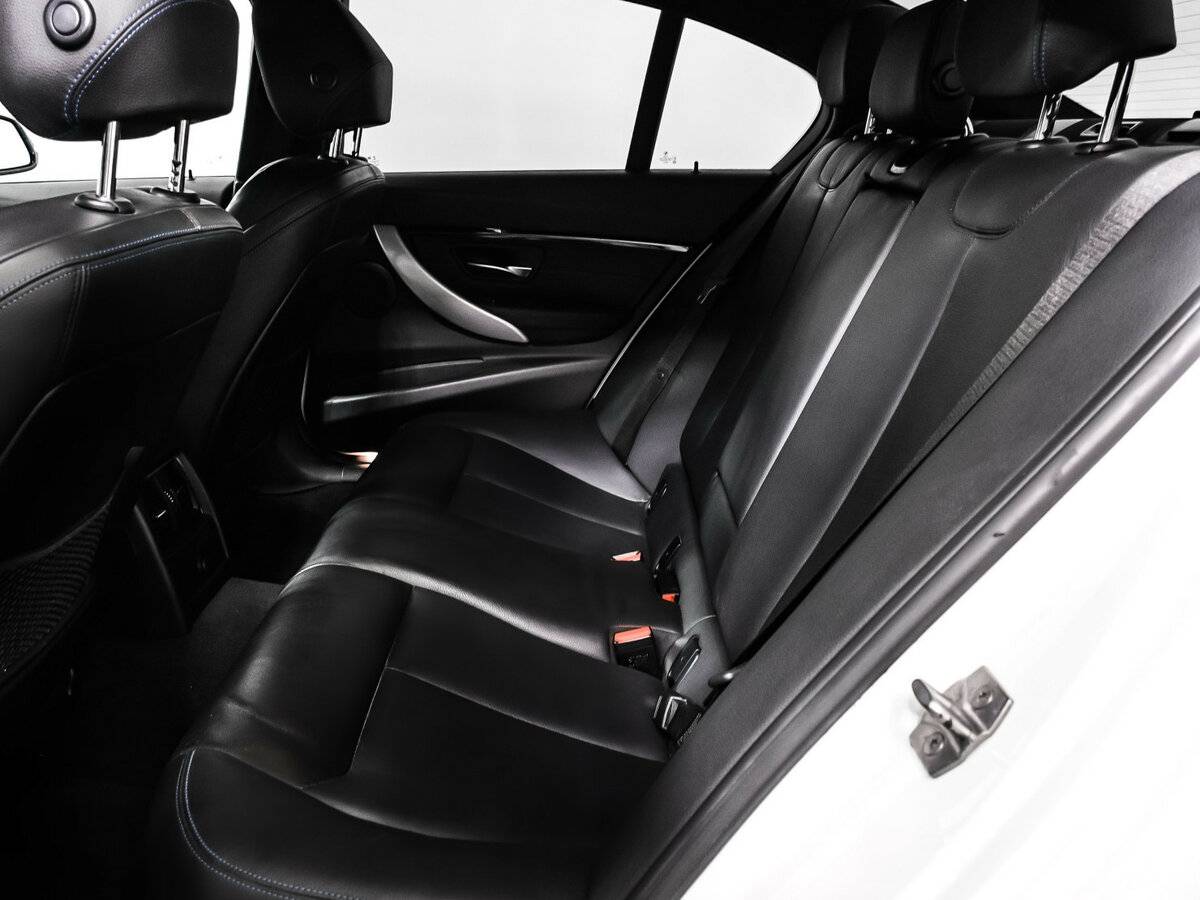 БМВ 3 серии б/у, 2018, Автоматическая. Фото: #12