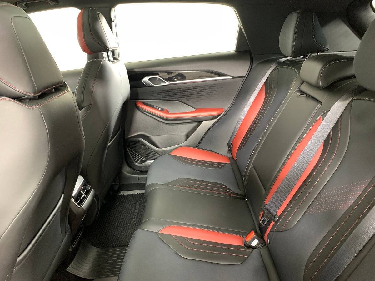 Джили Кулрэй б/у, 2023, Роботизированная. Фото: #18