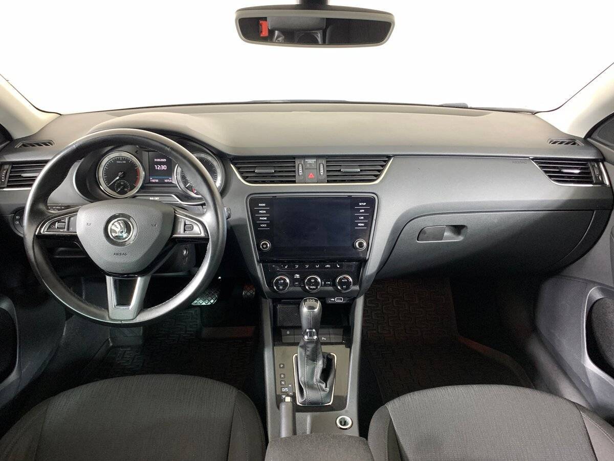 Шкода Октавия б/у, 2018, Роботизированная. Фото: #11