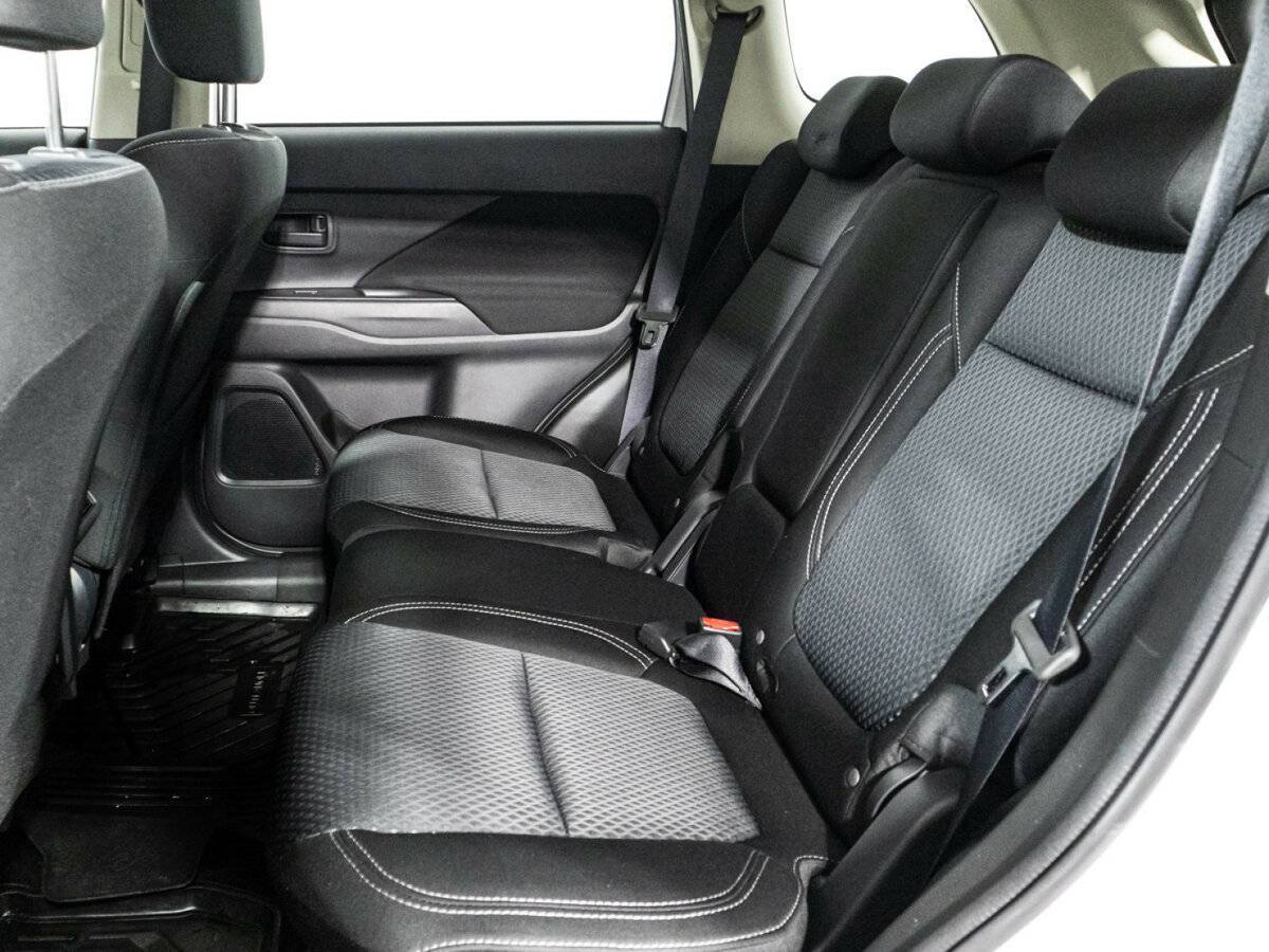 Митсубиши Оутлэндер б/у, 2022, Вариатор. Фото: #9