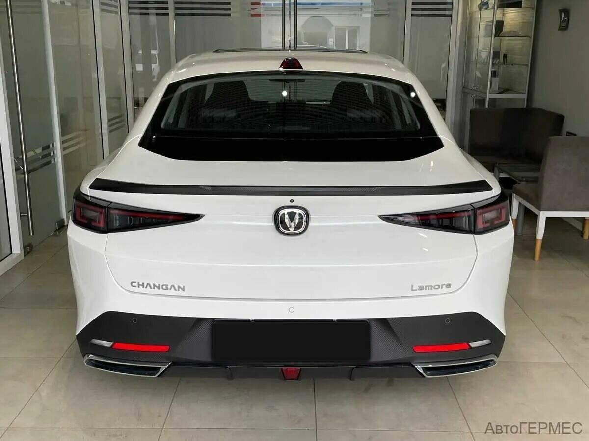 Changan Lamore б/у, 2024, Роботизированная. Фото: #2