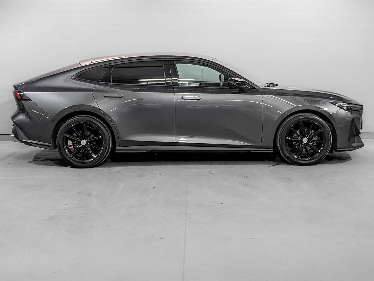 Чанган УНИ-В б/у, 2023, Роботизированная. Фото: #3