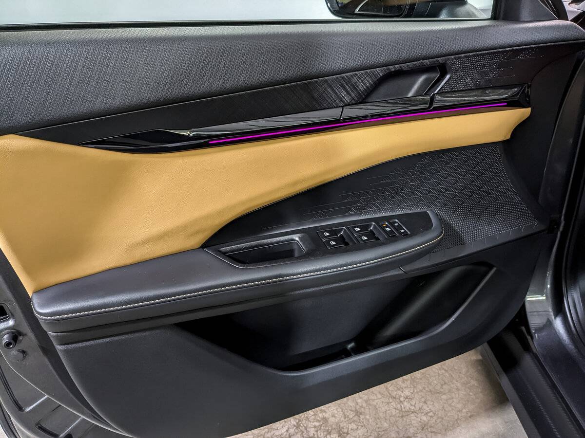 Чанган УНИ-В б/у, 2023, Роботизированная. Фото: #18