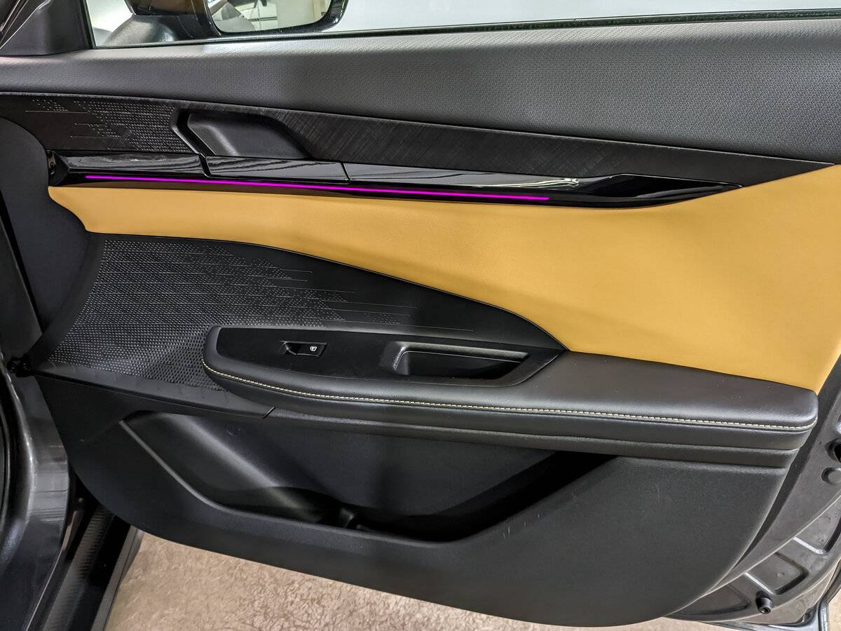 Чанган УНИ-В б/у, 2023, Роботизированная. Фото: #24