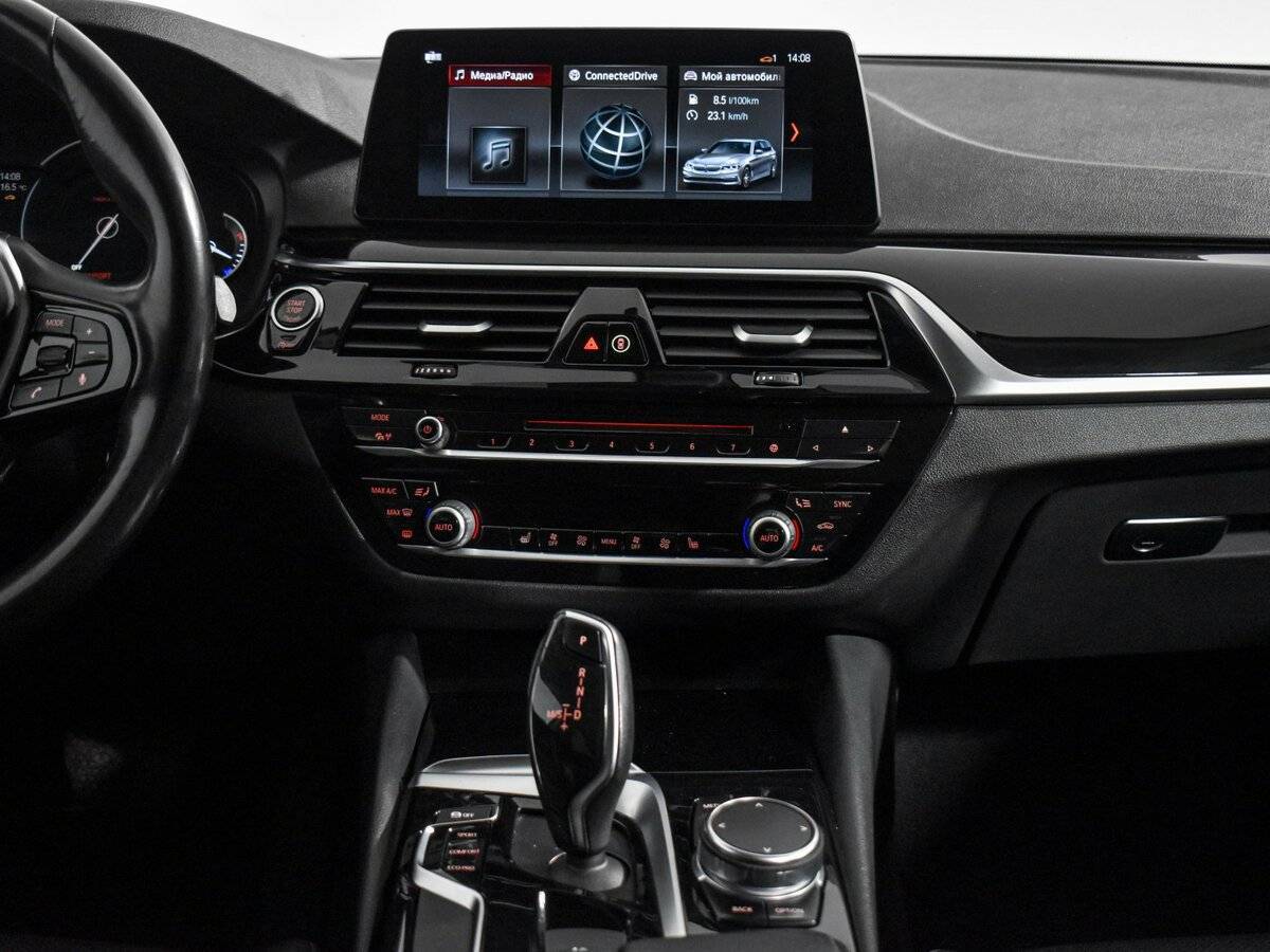 БМВ 5 серии б/у, 2017, Автоматическая. Фото: #16