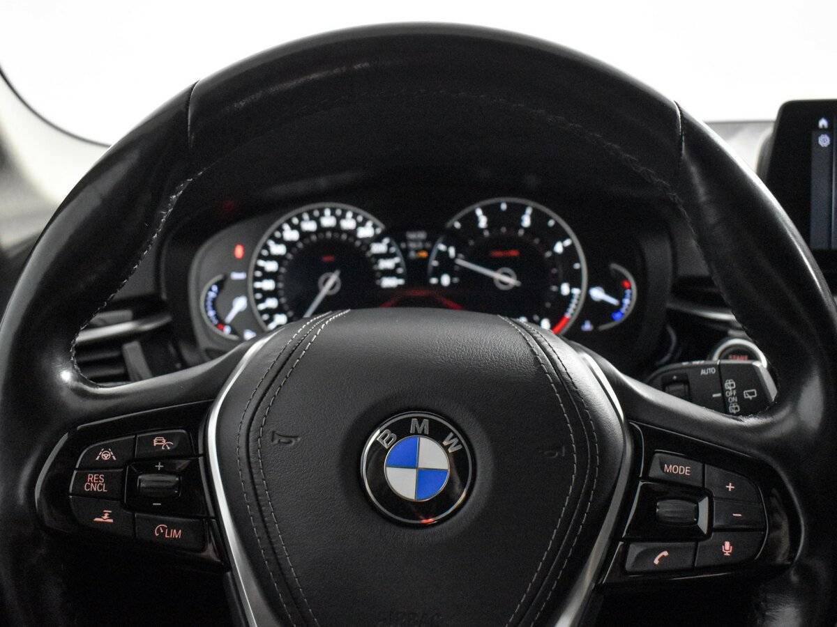 БМВ 5 серии б/у, 2017, Автоматическая. Фото: #20