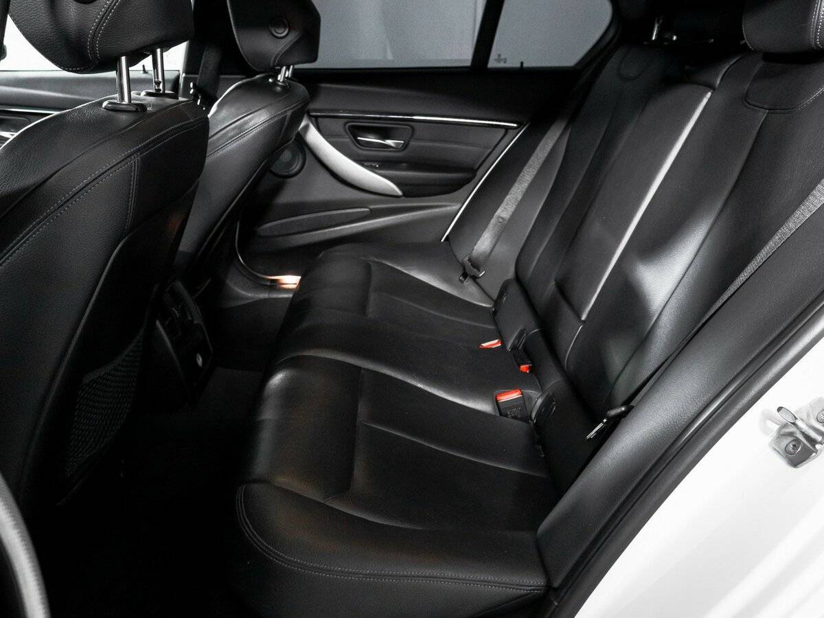 БМВ 3 серии б/у, 2018, Автоматическая. Фото: #9