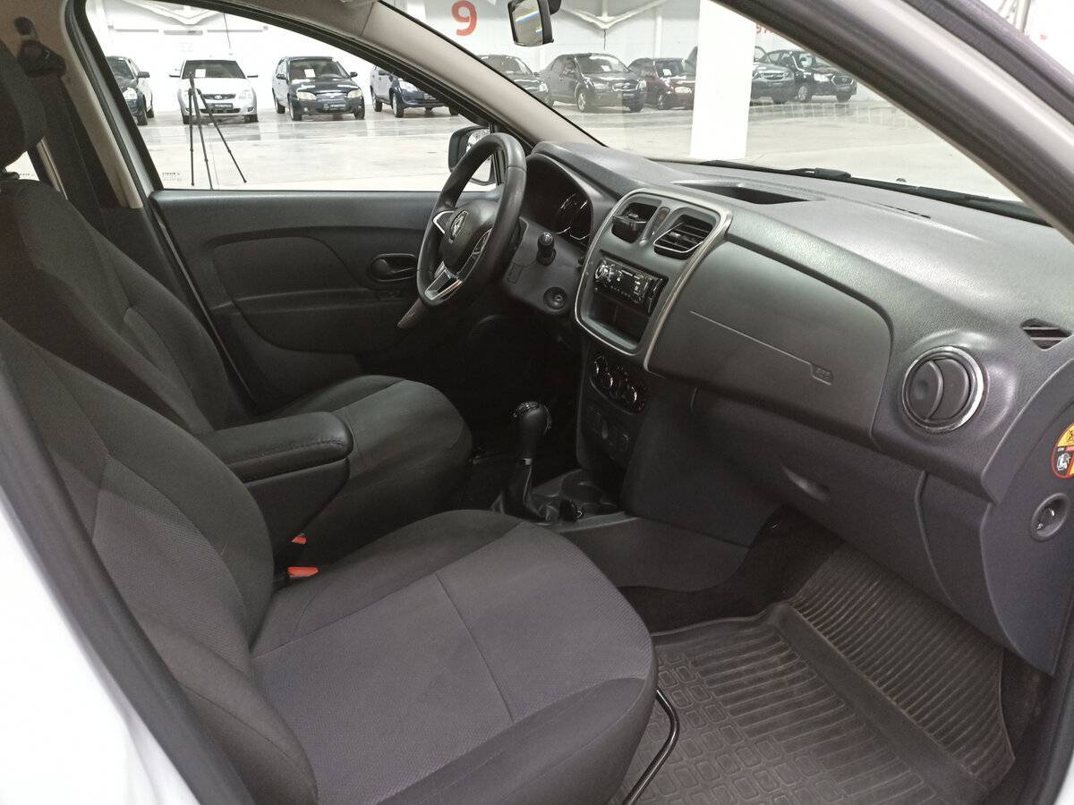 Рено Логан б/у, 2020, Автоматическая. Фото: #10