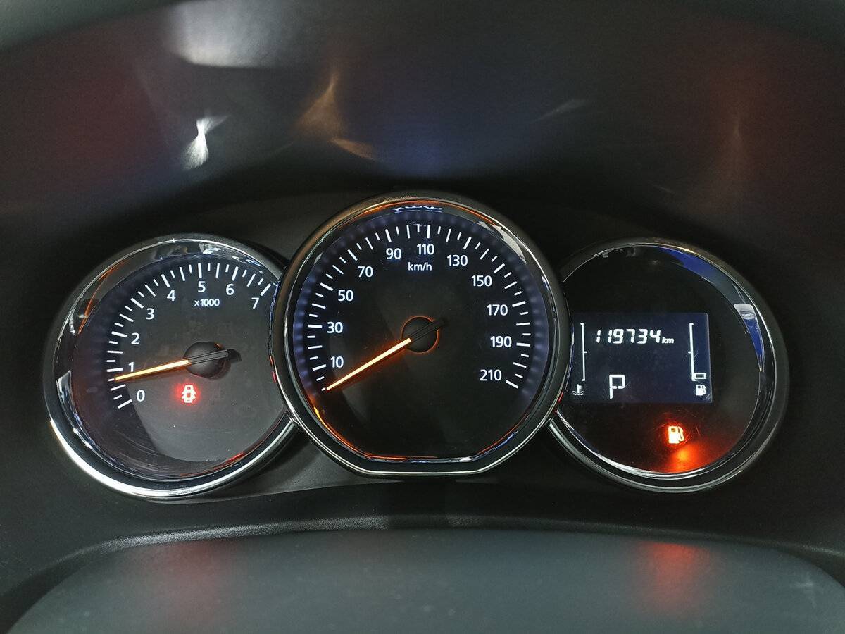 Рено Логан б/у, 2020, Автоматическая. Фото: #12