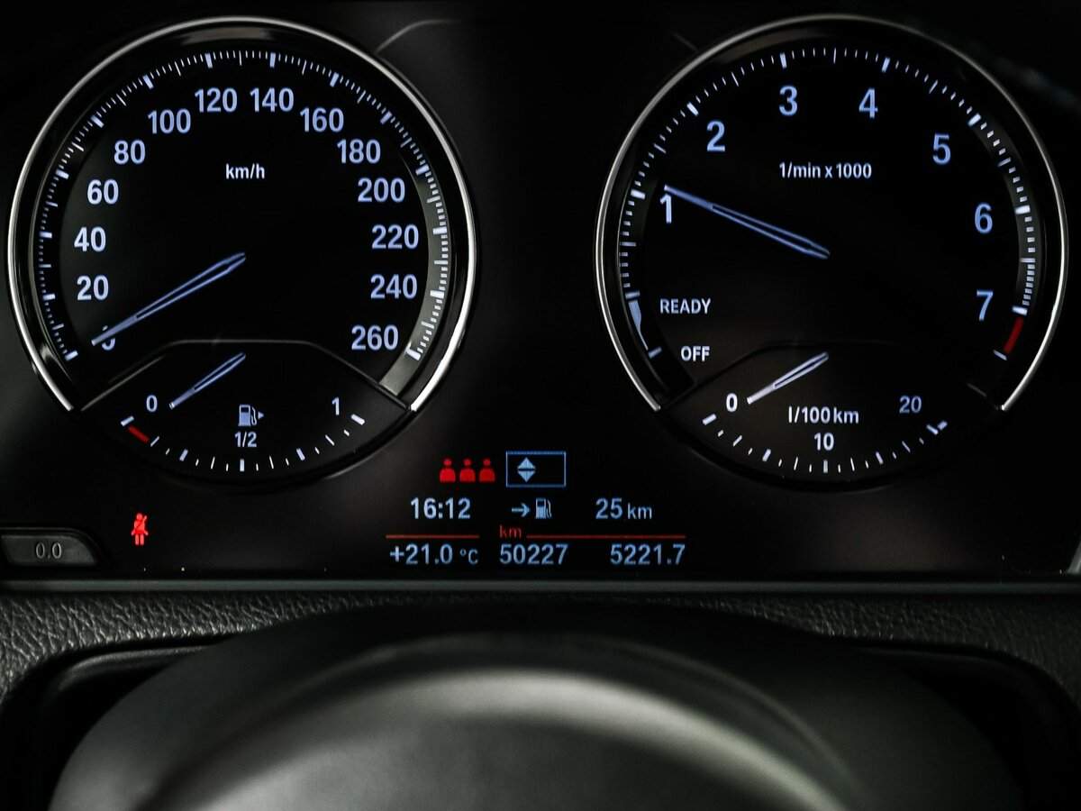 БМВ 1 серии б/у, 2018, Механическая. Фото: #9