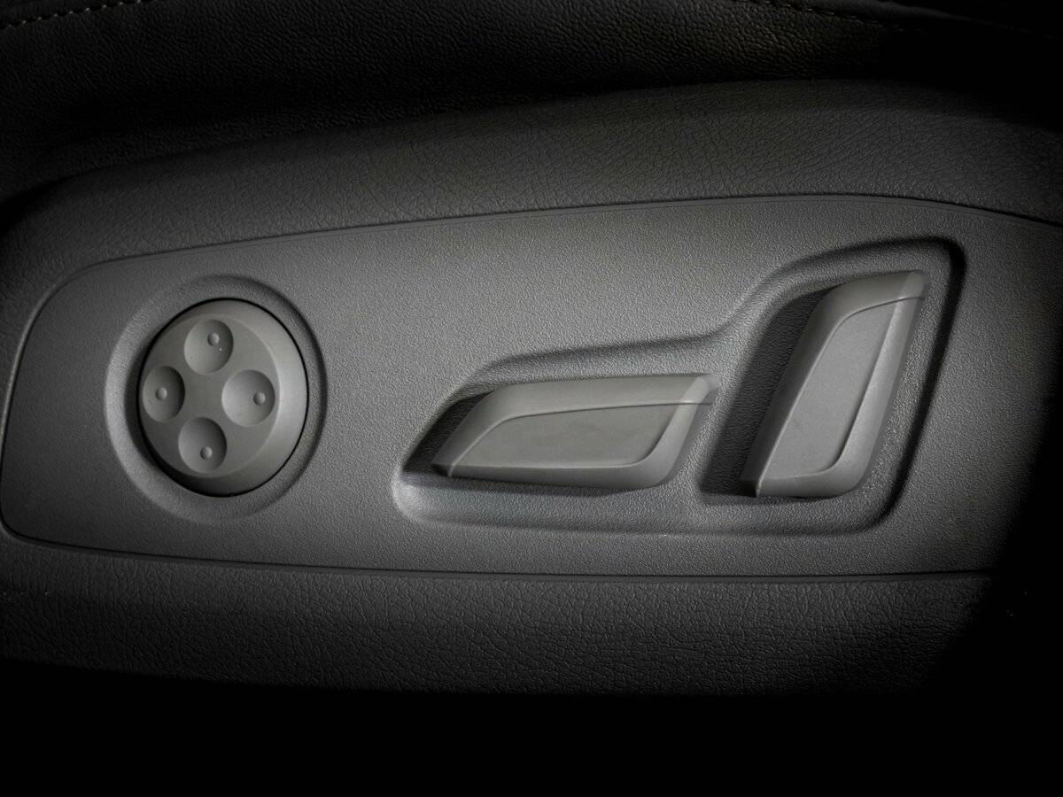 Ауди А4 б/у, 2017, Роботизированная. Фото: #24