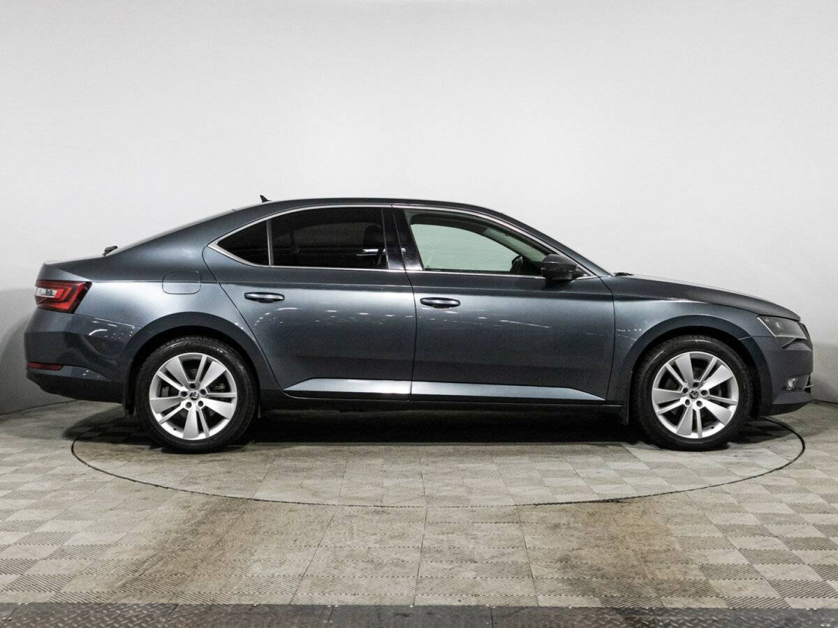 Skoda Superb б/у, 2018, Роботизированная. Фото: #3