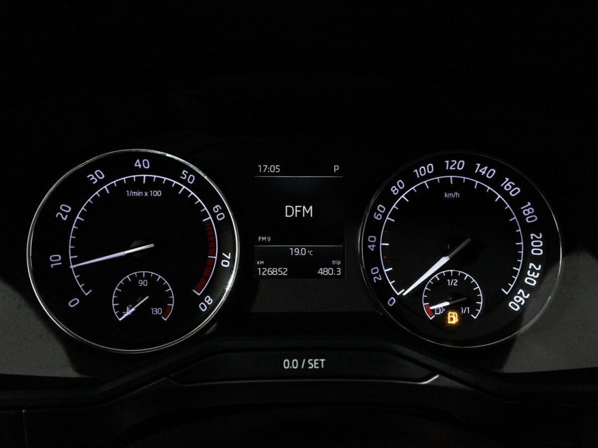 Skoda Superb б/у, 2018, Роботизированная. Фото: #11